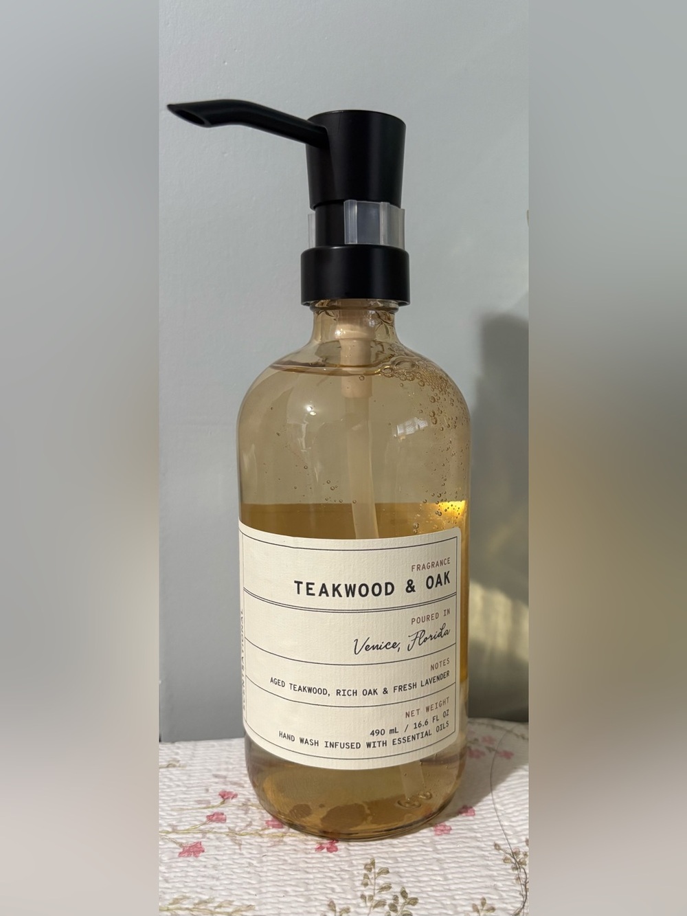 Scentsationals Teakwood & Oak Hand Wash Soap.